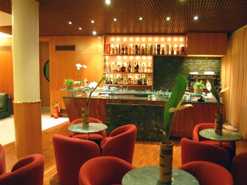 Raffaello Hotel & Mooka Restaurant Senigallia Buitenkant foto